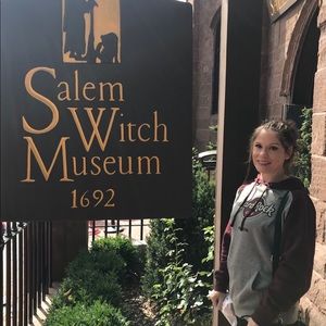 Meet your Posher, Katherine